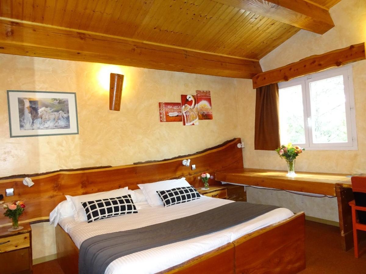 Location Villa Et Studios Roquebrune-sur Argens Kültér fotó