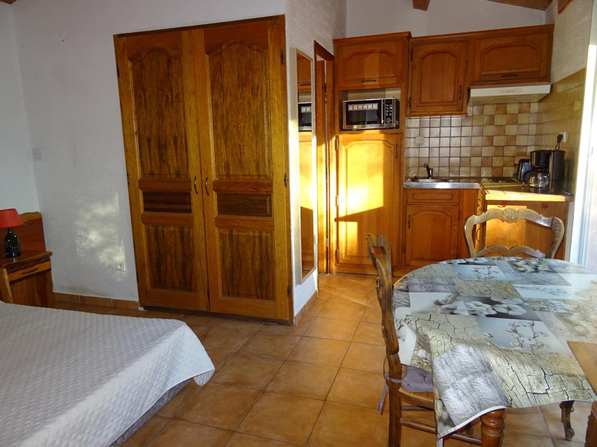 Location Villa Et Studios Roquebrune-sur Argens Kültér fotó