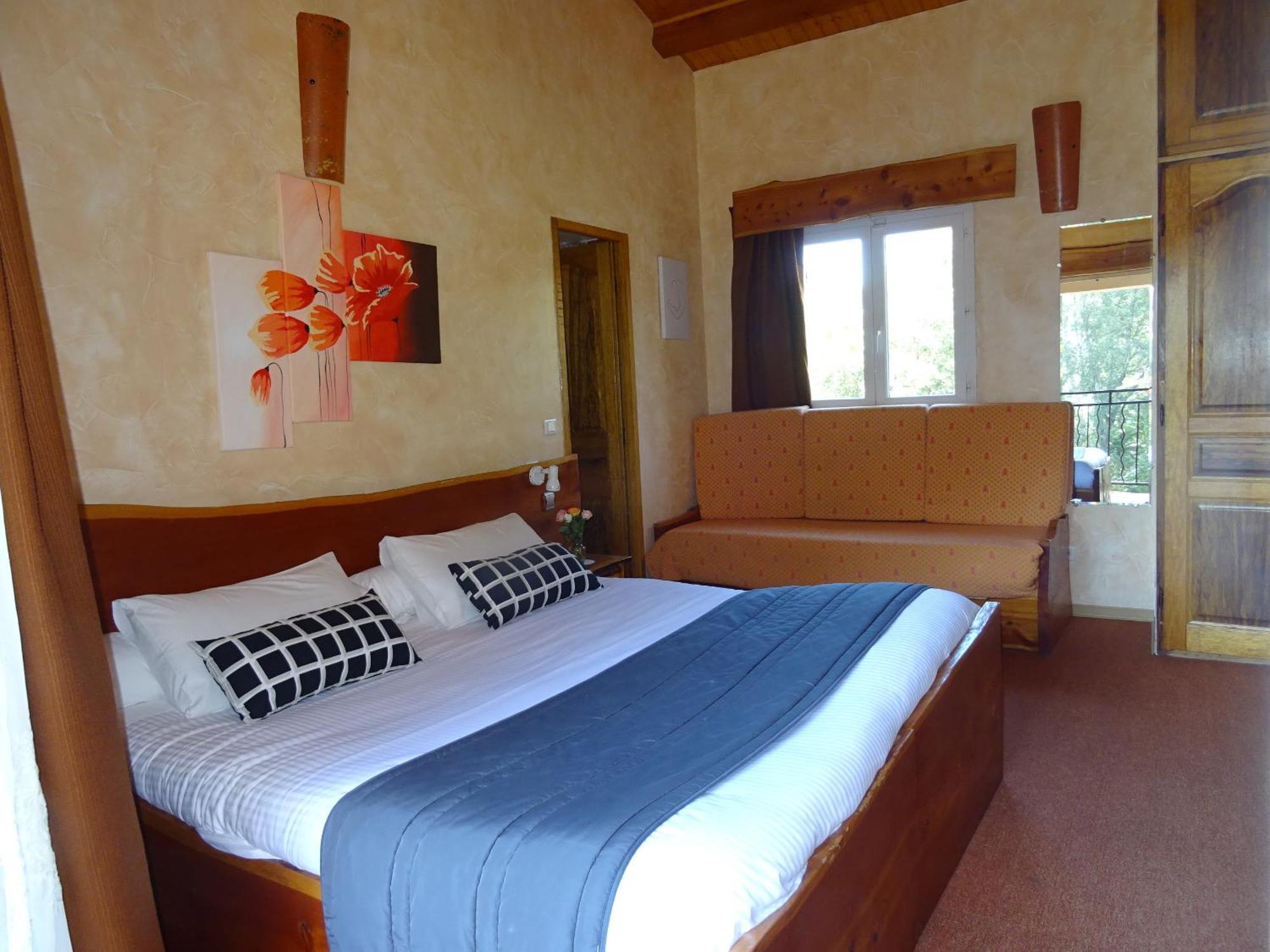 Location Villa Et Studios Roquebrune-sur Argens Kültér fotó