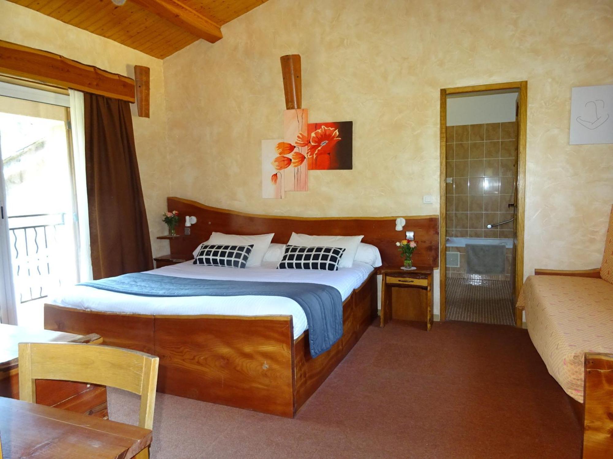 Location Villa Et Studios Roquebrune-sur Argens Kültér fotó